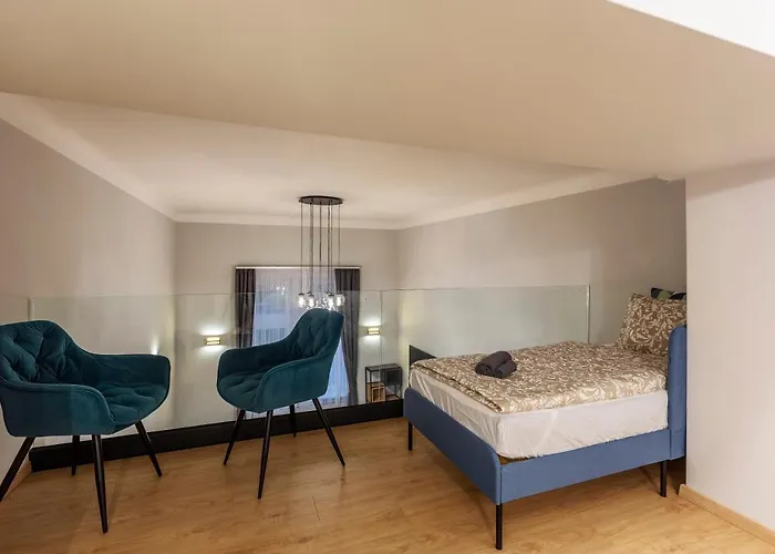 Exclusive New York In The Heart Of